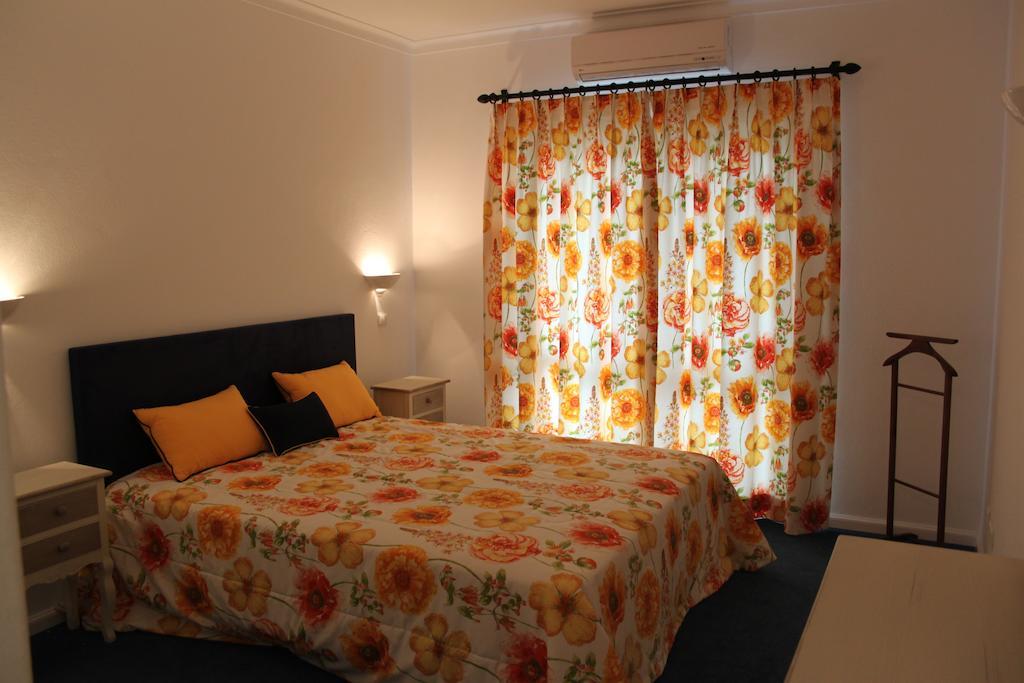 Alto Club Apartments ألفور الغرفة الصورة